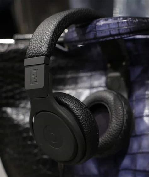 beats x fendi unboxing|Fendi x beats by Dre Pro Unboxing and Review .